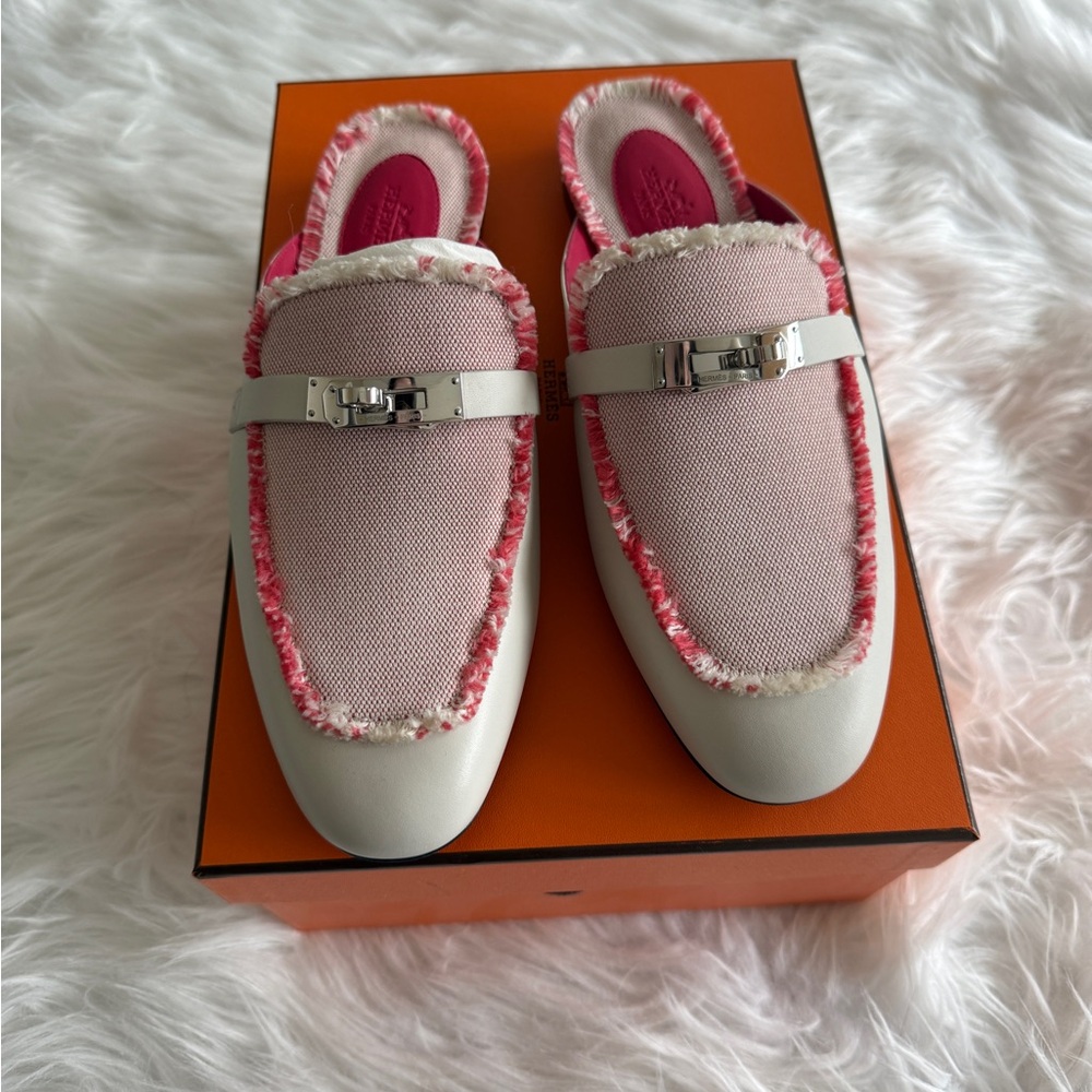 Brand New Hermes Oz Mules Size 38.5